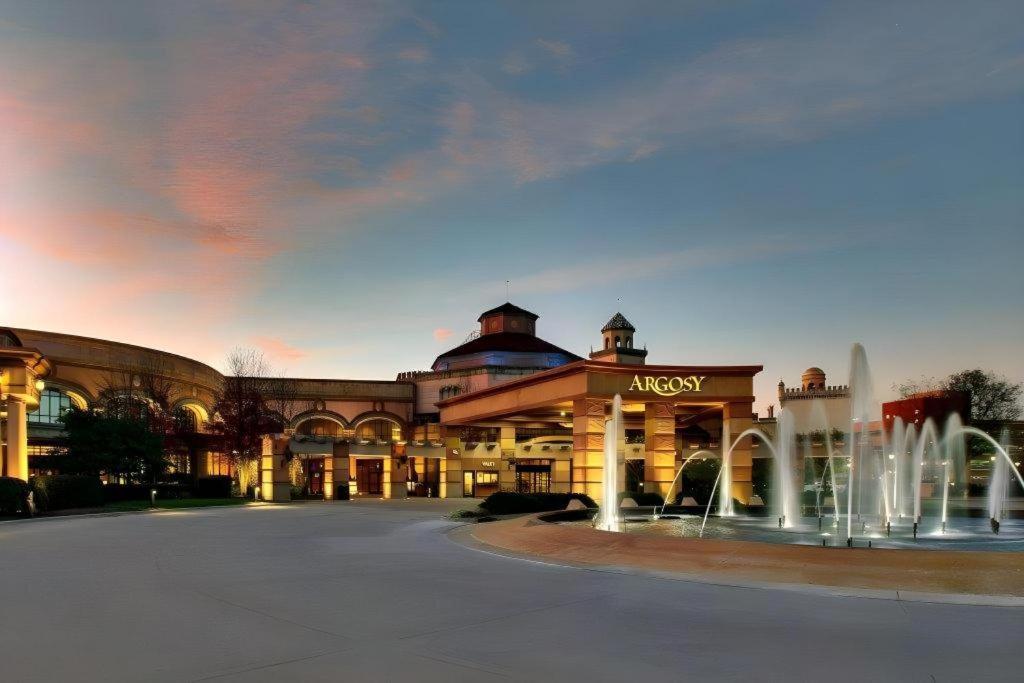 Argosy Casino Hotel & Spa Riverside Extérieur photo