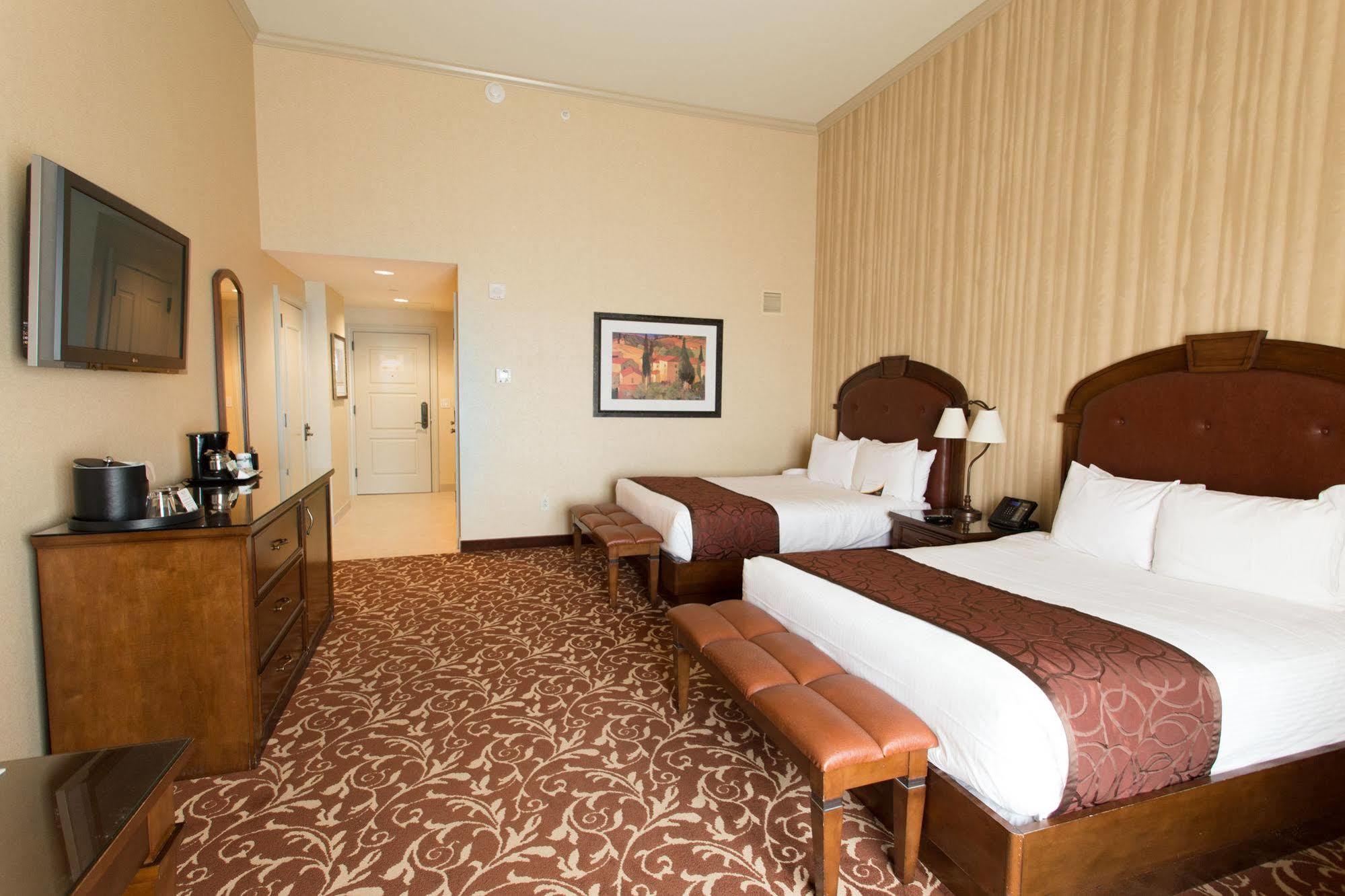 Argosy Casino Hotel & Spa Riverside Extérieur photo